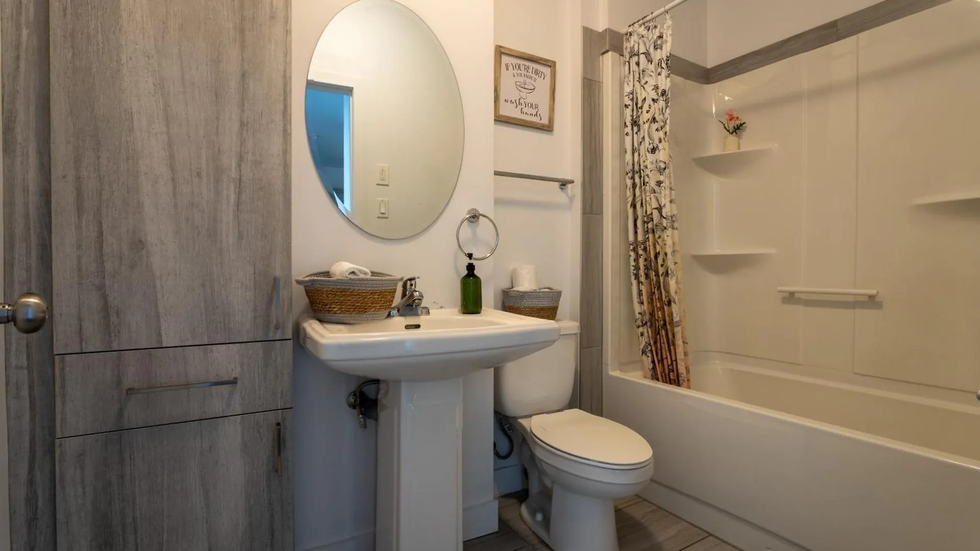 Luxurious 4 Bedroom Suite In Griffintown Montréal Lägenhet